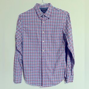 Banana Republic 100% cotton Grant fit button down shirt Red& Blue plaid men’s S